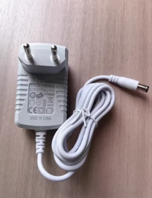 YD1201A-0 12V 1A 5.5*2.1 Netzteil Netzteil Ladegerät - Bild 1 von 2