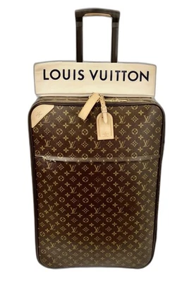 Maleta Louis Vuitton Pegase 70 monograma equipaje rodante con ropa y bolsa antipolvo Foto 1 de 4