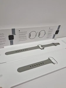 Offizielles Apple Watch Sportarmband 41mm hellgrau 3J997ZM/A S/M & M/L - Open Box - Bild 1 von 4