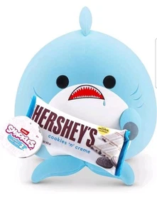 Snackles Series 2 Shark & Hershey (Cookies n Cream) 14 Inch Plush by ZURU - Bild 1 von 5