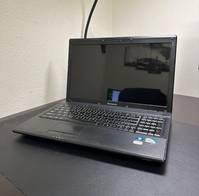 LENOVO G560 15.6" PENTIUM P6100@2.0GHz 2GB RAM 250GB SSD LEER Foto 1 de 4