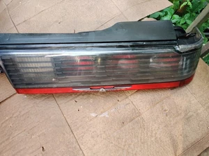 Ford Thunderbird 1987-1988 turbo cupé luz trasera pasajero - Imagen 1 de 3