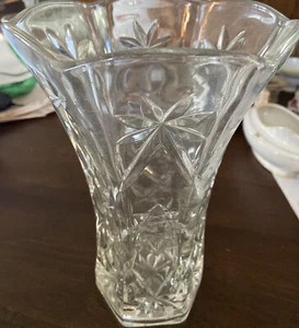 Rose Vase, Diamond Pattern Glass Vase, Wide Mouth Vase VINTAGE - Picture 1 of 4