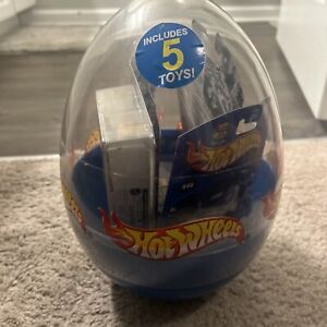 HOT WHEELS  EASTER Egg 2002 Includes 5 Toys With T-HUNT Riley And Scott MK III