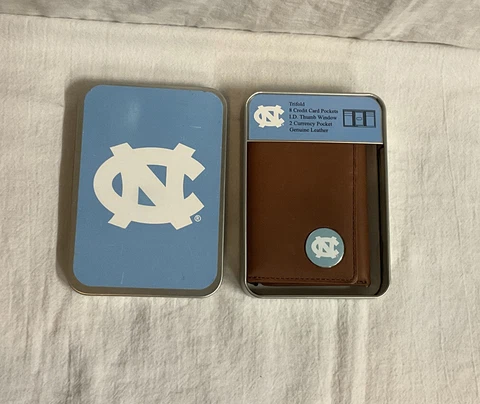 North Carolina Tar Heels Official License Genuine Leather Tri-fold Wallet NOS Cover