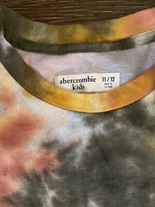Abercrombie Kids  T-Shirt ~ Size 11/12 - Picture 1 of 4