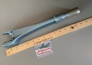 JOHNSON EVINRUDE 322133 320424 STEERING TILLER HANDLE Fits 9.9 & 15HP 75 to 85 - Picture 1 of 8