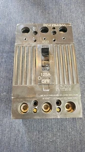GE TQD34125 125A 3P 415V INTERRUTTORE AUTOMATICO - Foto 1 di 7