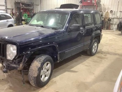 Used Hood fits: 2012 Jeep Liberty  Grade B Foto 1 de 4