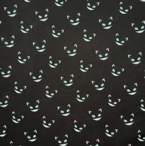 100% Cotton fabric - Alice in Wonderland Halloween Cheshire Cat - Picture 1 of 1