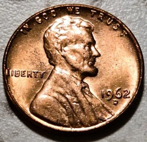 Uncirculated 1962 D U.S. Lincoln Memorial Penny Free S&H BIN245 - Picture 1 of 2