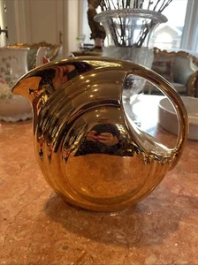 RARE VTG MCM Hall China Pitcher Porcelain Golden Glo 22k Gold Ice Spout USA 1338 - Picture 1 of 7