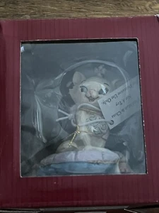 Disney Traditions by Jim Shore - Marie on Pillow (from Aristocrats) Figurine - Picture 1 of 3