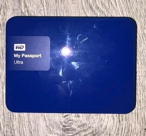 WD My Passport Ultra externe tragbare USB Festplatte WDBGPU0010BBL-05 1 TB - Bild 1 von 2