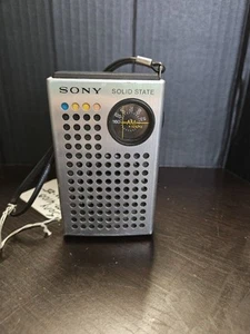 Sony Solid State Transisitor Radio Model TR-4100 Tested & Fully Functional - Picture 1 of 5