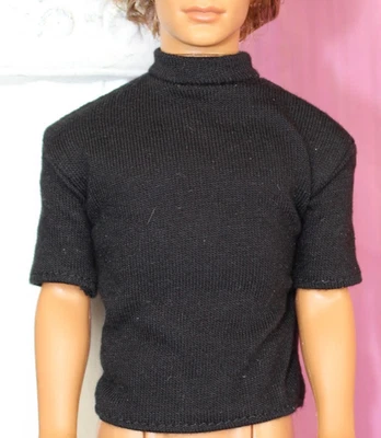 Camisa negra manga corta cuello alto falso punto en T top se adapta a la mayoría de los cuerpos de muñecas Ken Foto 1 de 4