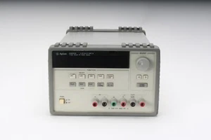 Hewlett Packard HP E3631A Triple Output DC Power Supply With Bumpers - Afbeelding 1 van 4