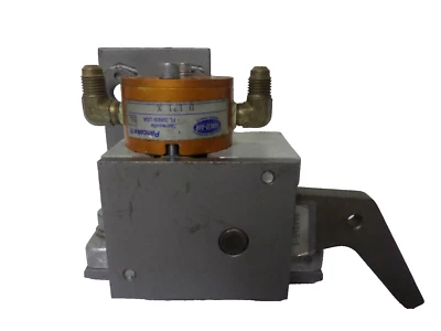 Used Fabco-Air 1-1/8" Bore Double Acting Pancake Cylinder & Lever Actuator D121X - Изображение 1 из 4