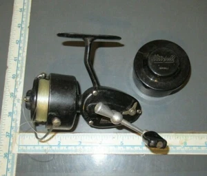 VINTAGE MITCHELL 300 SPINNING REEL FRANCE W / SPARE SPOOL - Picture 1 of 1