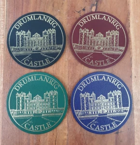 Vintage 4er Set Untersetzer DRUMLANRIG Castle, Schottland Dreharbeiten 2. Staffel Outlander - Bild 1 von 2
