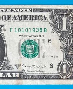 October 10, 1938 : F 10101938 B BIRTHDAY Note $1 One Dollar Bill - Picture 1 of 3