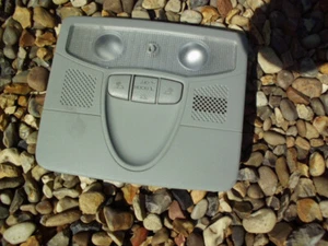 Luz interior delantera de cortesía e interruptores Honda Civic MK8 2008 5 puertas - Imagen 1 de 2