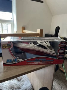 New Bright, Sea Ray R RC Yacht - Picture 1 of 13