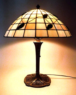 ANTIQUE ARTS CRAFTS HANDEL ERA STAIN LEADED GLASS OVERLAY METAL LAMP, 1910 - Image 1 of 4