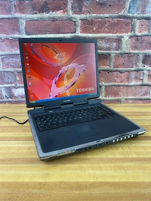 Toshiba Satellite Y2K Gaming Laptop Celeron 1.80GHz 512MB RAM (Windows XP) - Image 1 of 4