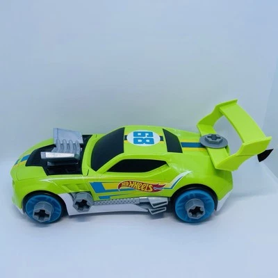 Hot Wheels 2018 Ready To Race Green Car Builder S #37005 - Image 1 of 4