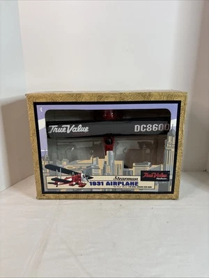 Ertl True Value escala 1/38 1931 Stearman DC8600 Diecast banco de monedas Foto 1 de 4
