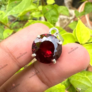Certified 17 CT Natural Red Ruby Loose Gemstone Pendant in 925 Sterling Silver - Picture 1 of 9