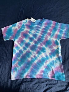 Medium 7-8 Youth Unisex TShirt Blue Purple Diagonal Stripe Tie Dye Tee - Picture 1 of 2