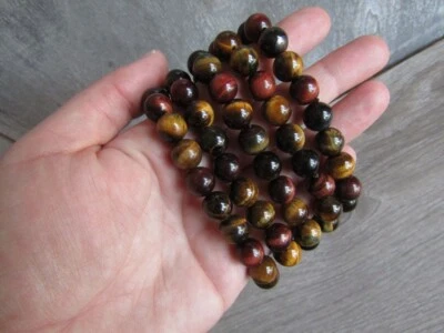 Pulseira elástica de pedra olho de tigre arco-íris 8 mm feita à mão - Imagem 1 de 3