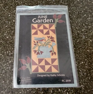 June Garden Four Corners Designs Kathy Schmitz Wall Hanging 12x24 Quilt Pattern - Foto 1 di 2