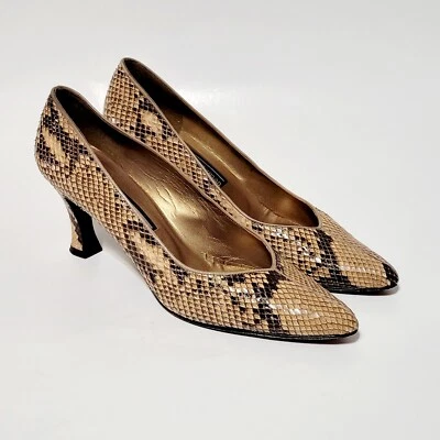 Vtg Stuart Weitzman Tan Snakeskin Heel Pointed Toe Pumps Heels Narrow Wms 8US  - Image 1 of 4