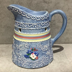 Yankee Candle Blue Lace & Flowers Pitcher Wax Melt Kerzenhalter - Bild 1 von 7