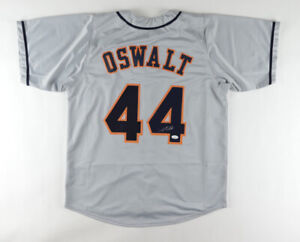 Roy Oswalt Signed Houston Astros Jersey (JSA COA) 2005 NLCS MVP-World Series Ptr