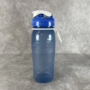 Rubbermaid Blue 20 oz bottiglia d'acqua in plastica 7M22 Chug coperchio ribaltabile con passante per dita - Foto 1 di 9
