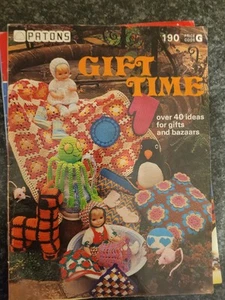 Patons Gift Time Knitting and Crochet Pattern Book No 190 Dolls, Clothes, Cosies - Picture 1 of 1
