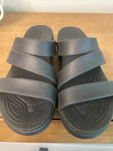 CROCS Monterey Strappy Platform Slip On Sandal Wo's 10 Black Wedge Heel 206304 - Picture 1 of 4