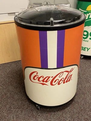 Enfriador rodante de fútbol americano Clemson Tigers Foto 1 de 4