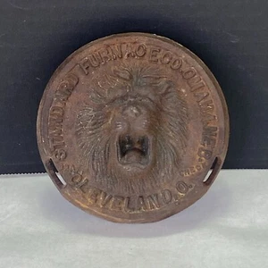 Antico coperchio assegni testa di leone forno standard recuperato - Foto 1 di 10