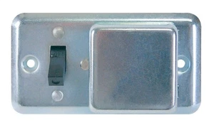 Bussmann BP/SSU Grey 15A 125V ac Box Cover Unit 2-1/4 L x 2-13/32 W in. - Picture 1 of 1