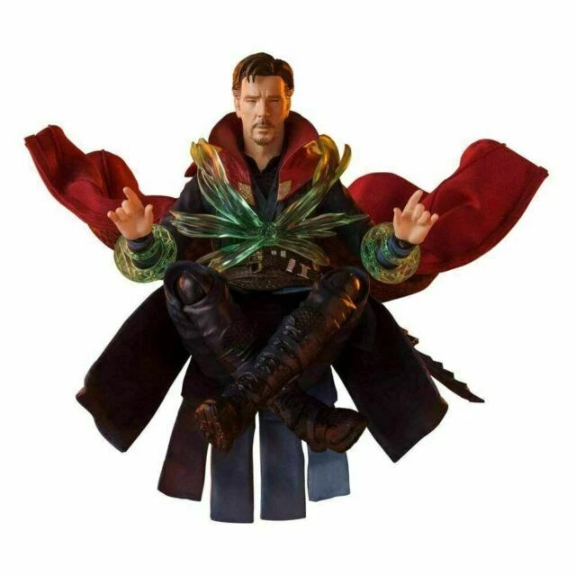 Bandai S.H.Figuarts Avengers Guerra Doctor Strange Battle on Titan Action Figure