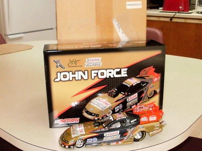 NHRA RCCA 1/24 JOHN FORCE 2009 CASTROL EDGE COLOR LÍQUIDO MUSTANG 1/362 #21 Foto 1 de 4