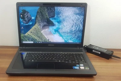 Medion Akoya MD97490 | 18″ HD+ | Blu-ray | Nvidia GeForce 9600M | Hybrid SLI - Bild 1 von 4