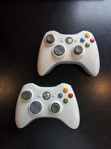 2 Xbox 360 Wireless Controller weiß Microsoft Gamepad - Bild 1 von 6