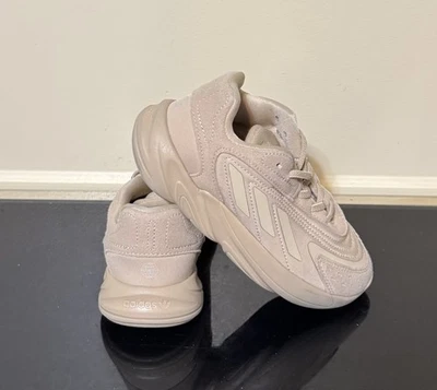 Youth Adidas Onelia Lowtop Tan (EVK 2K4001) No Lace-up Sneakers Size 13c  - Image 1 of 4