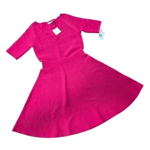 Nuevo con etiquetas Vestido Suéter Trina Turk Fushia Rosa Acanalado Calce Y Acampanado Cuello en V Pequeño - Imagen 1 de 8
